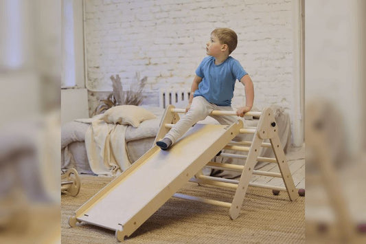 Emmi Pikler und Aktivitätsspielzeuge für Kinder.