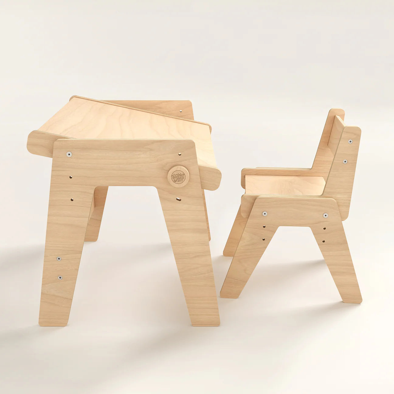 Mitwachsende Tisch und Stuhl für Kleinkinder - natur