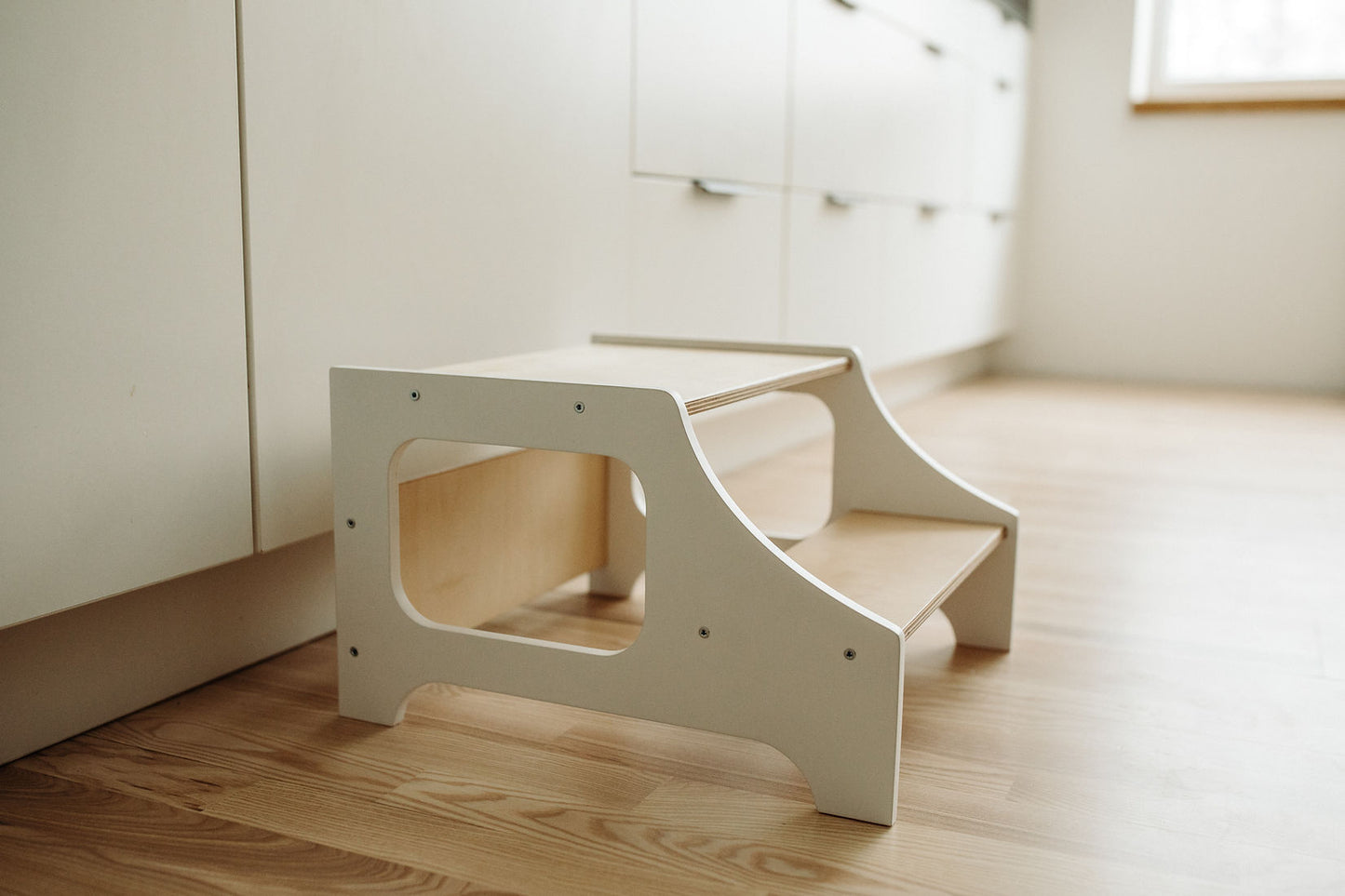 tritthocker holz, küchentritt, lernhocker, montessori tritt, weiß - besondereshoch2
