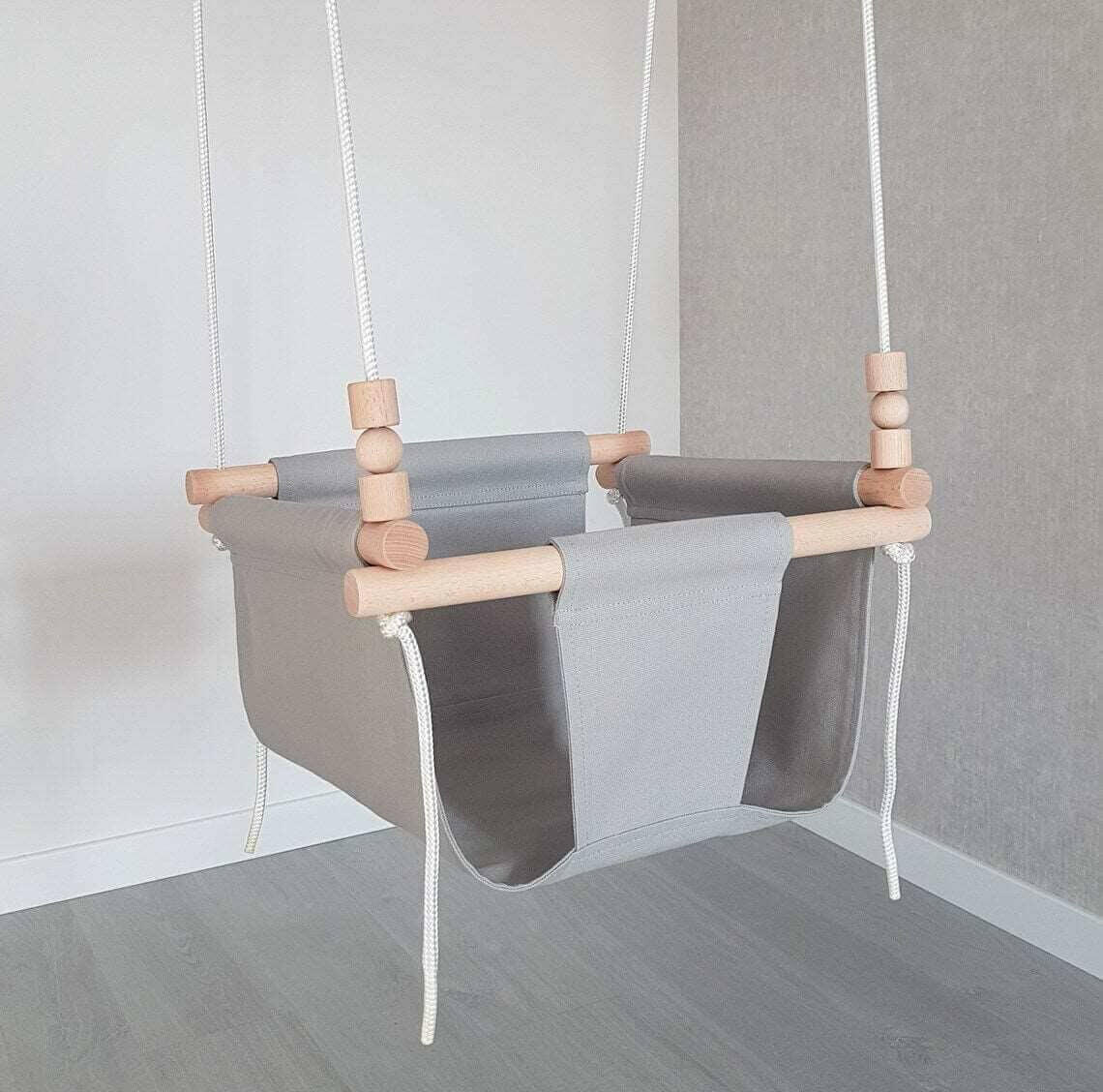 Babyschaukel Baumwolle, grau, niedrige Rückenlehne.