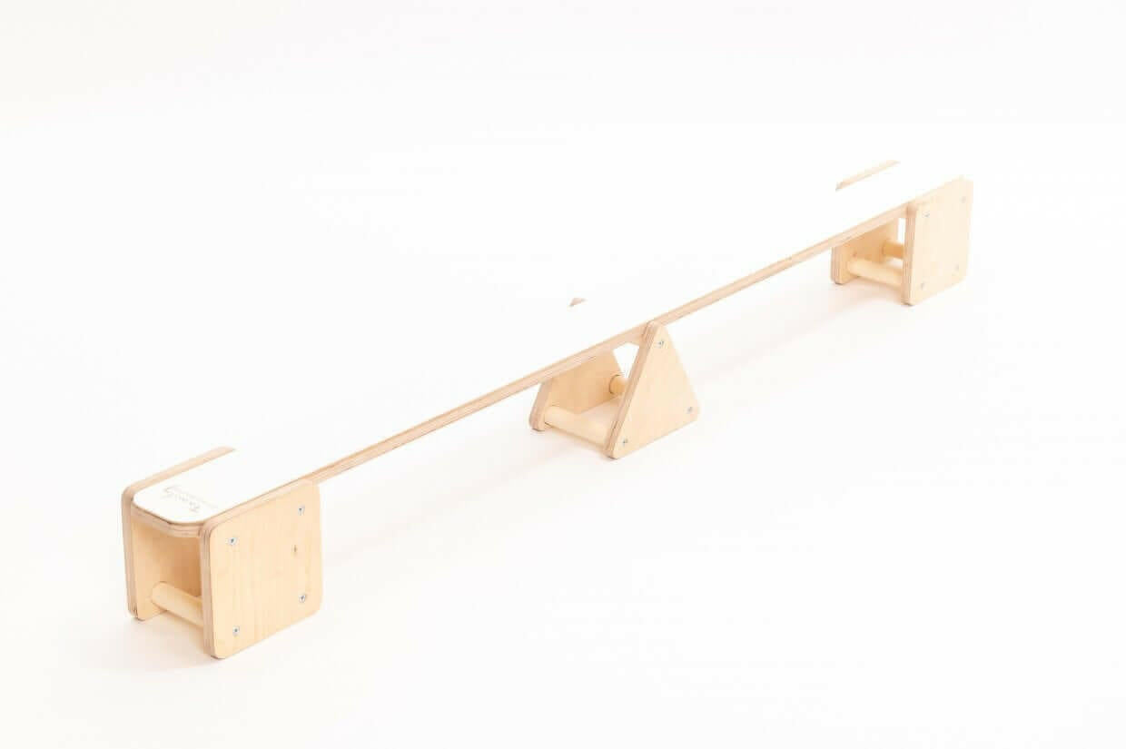 Balancierpfad, Balance Beam, Schwebebalken, Balancierbalken, Montessori Holz.
