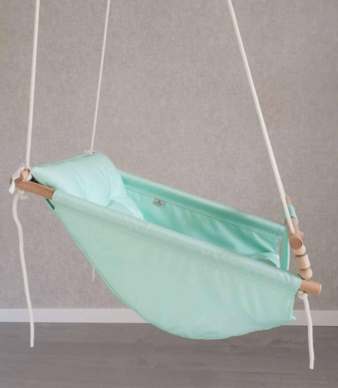 Große Babyschaukel Hängematte aus Polyester wetterfest, mint.