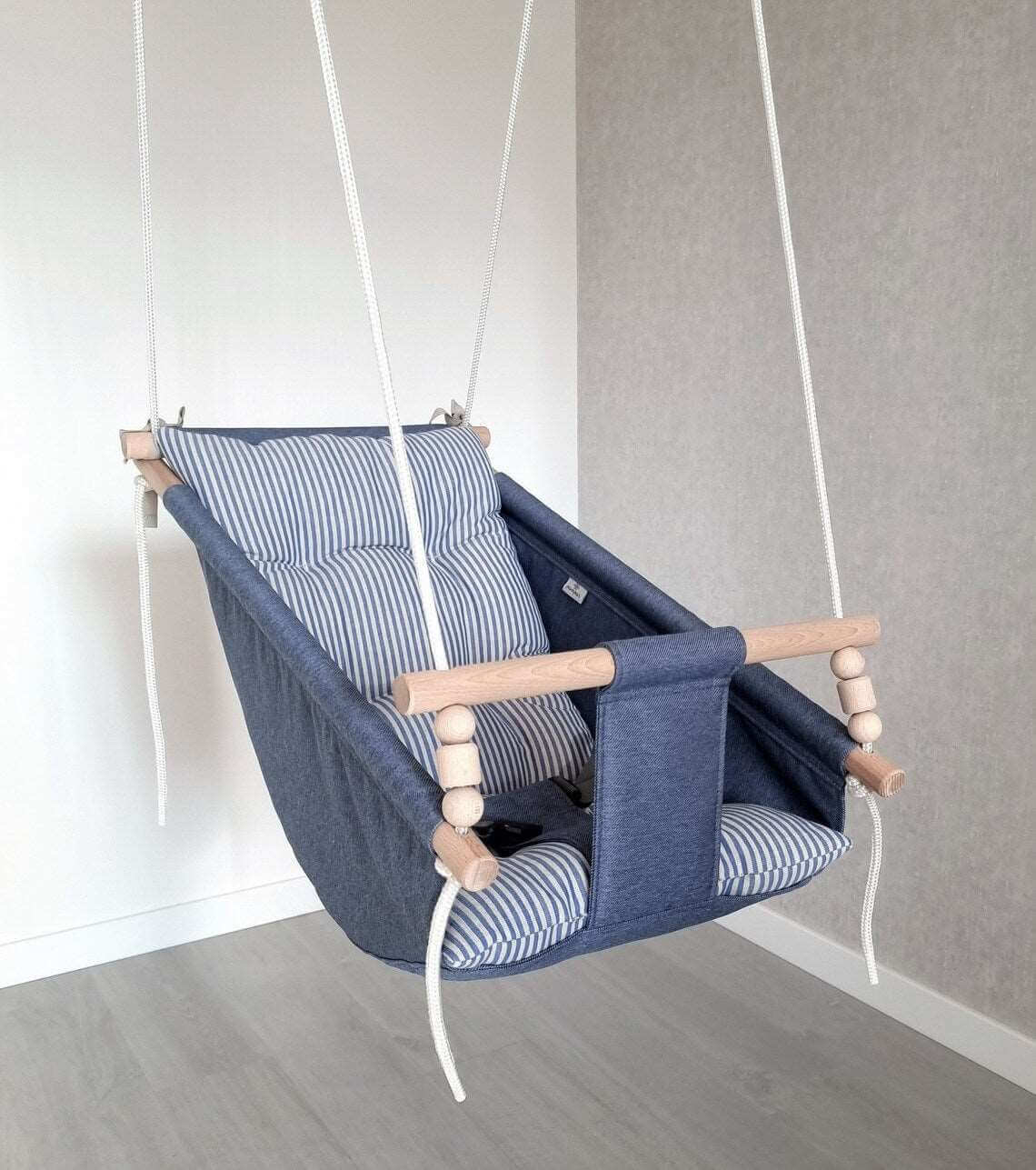 große babyschaukel aus polyester wetterfest, blau - besondereshoch2