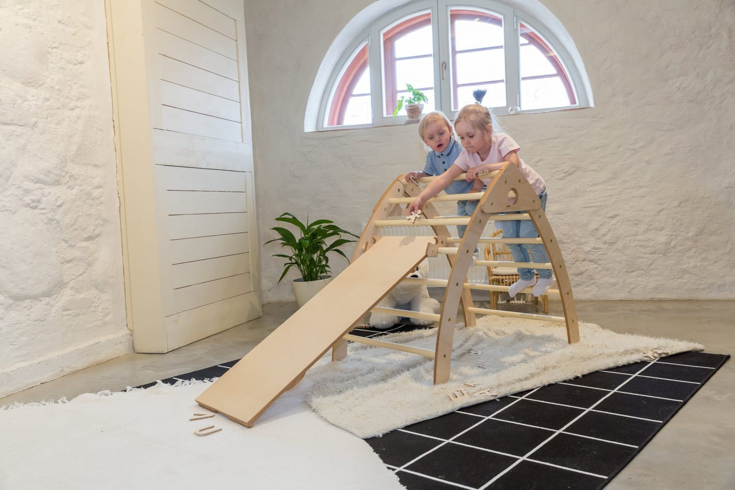 faltbares kletterdreieck, pikler art, montessori, rutschrampe, tisch - besondereshoch2