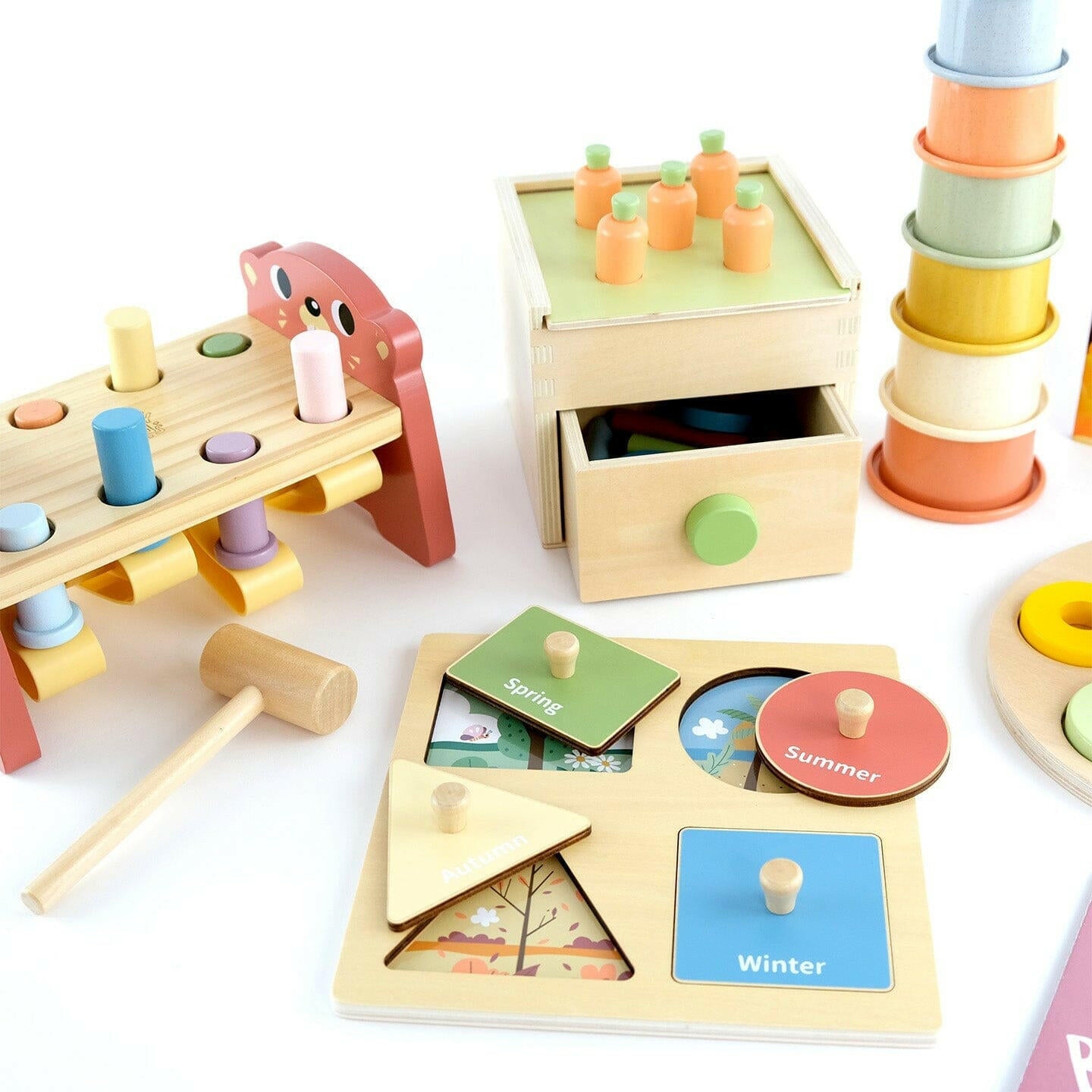 Montessori-Box für Kinder von 12 bis 18 Monaten.