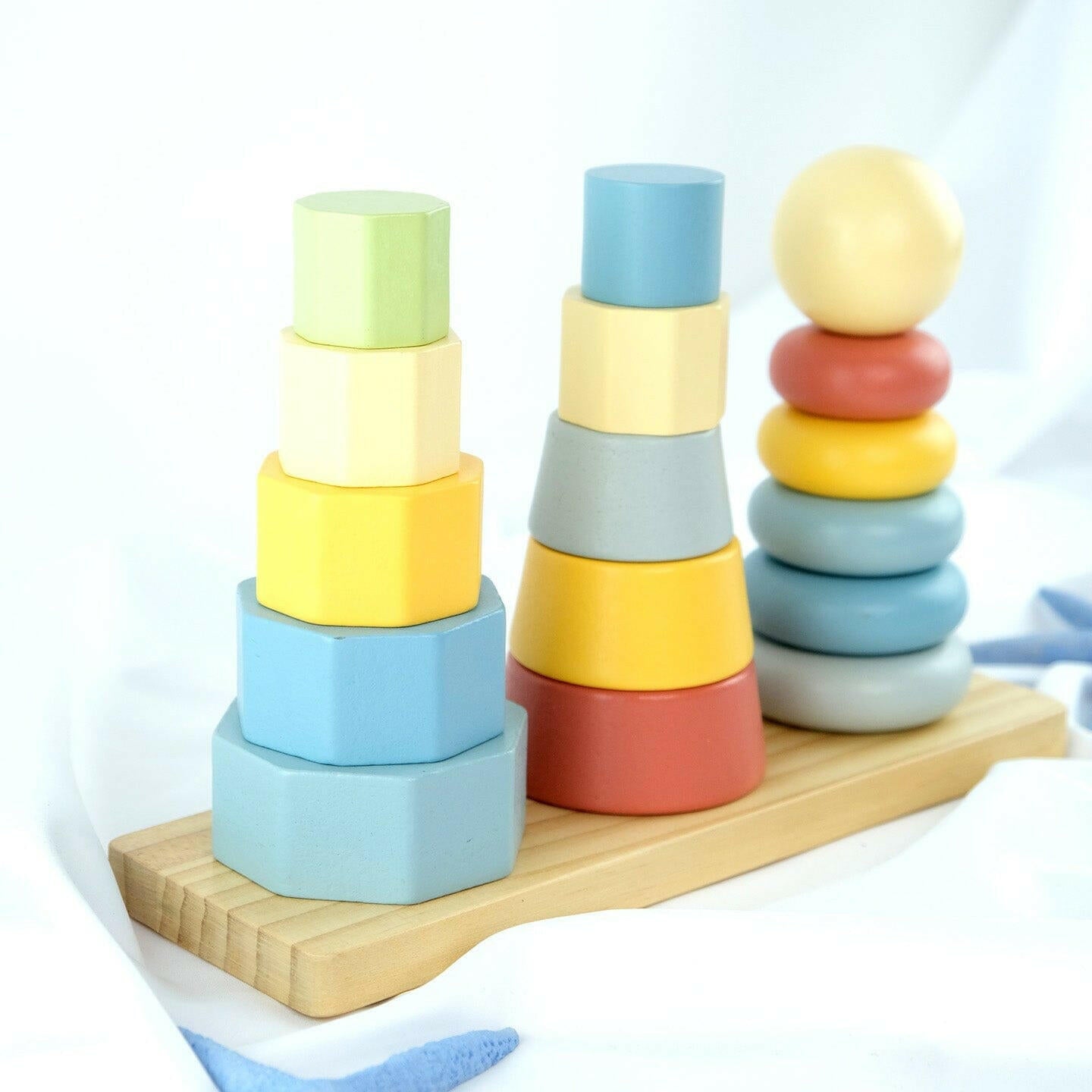Montessori-Box für Kinder von 18 bis 24 Monaten.