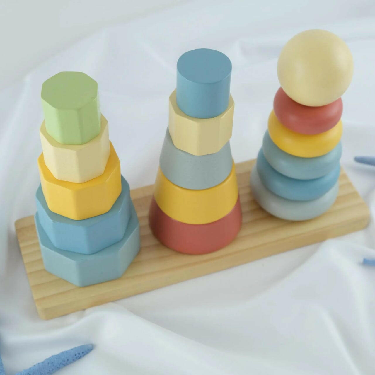 Montessori-Box für Kinder von 18 bis 24 Monaten.
