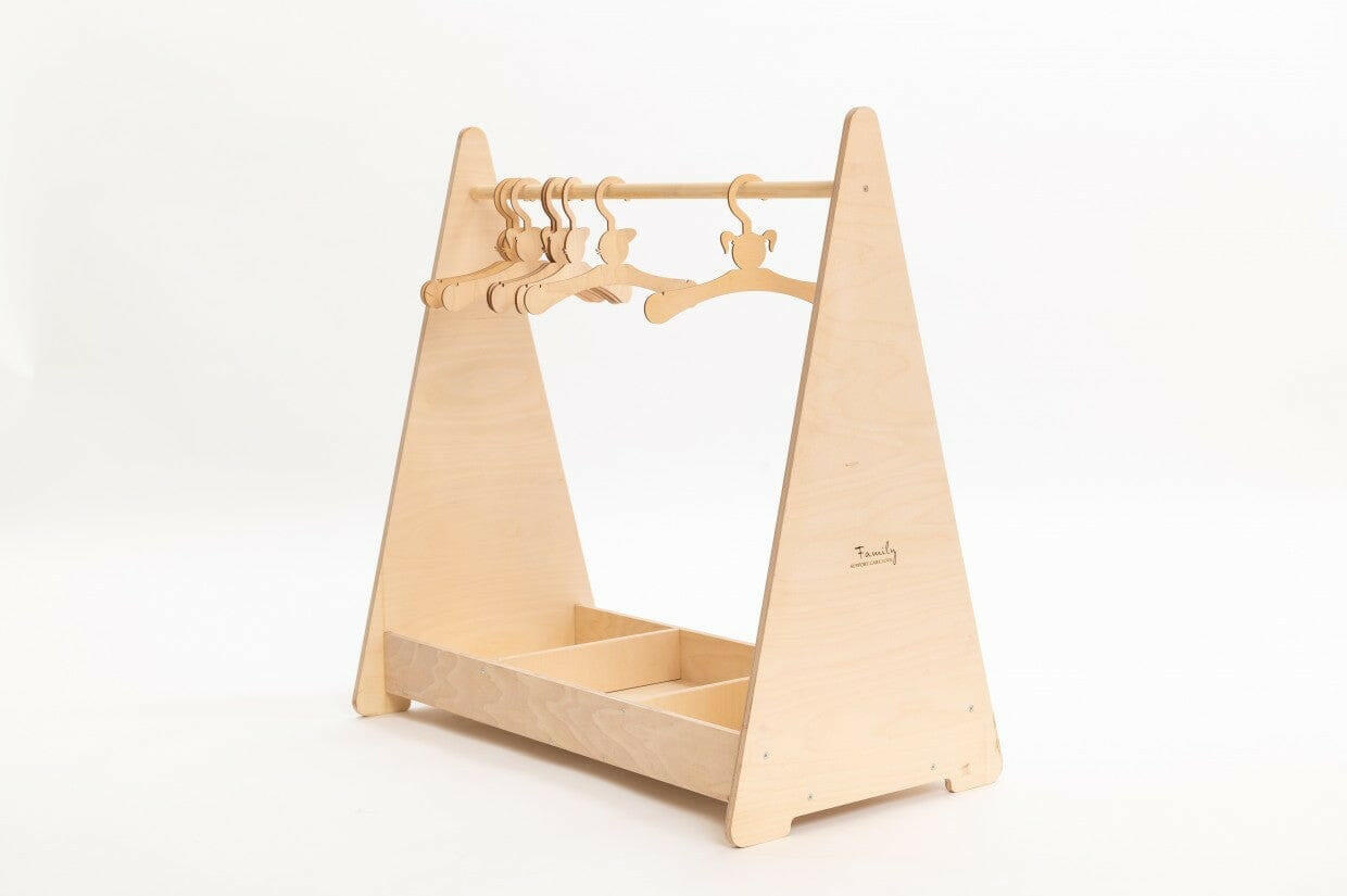 Montessori Kleiderschrank, Kindergarderobe, Gaderobe.