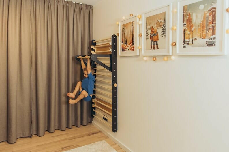 Sprossenwand & Kletterdreieck mit Rutsche, Pikler Dreieck Duck Woodworks Kletterdreieck Wand Set + Klimmzugstange Schwarz