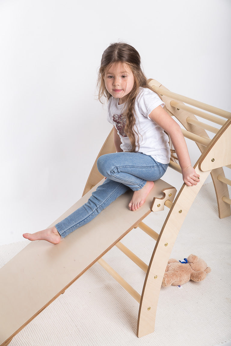 faltbares kletterdreieck, pikler art, montessori, rutschrampe, tisch - besondereshoch2