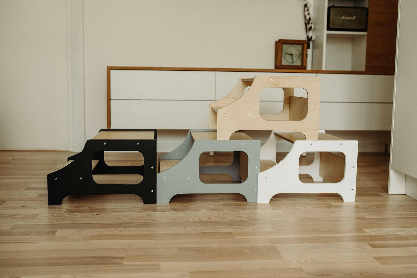 Tritthocker Holz, Küchentritt, Lernhocker, Montessori Tritt.