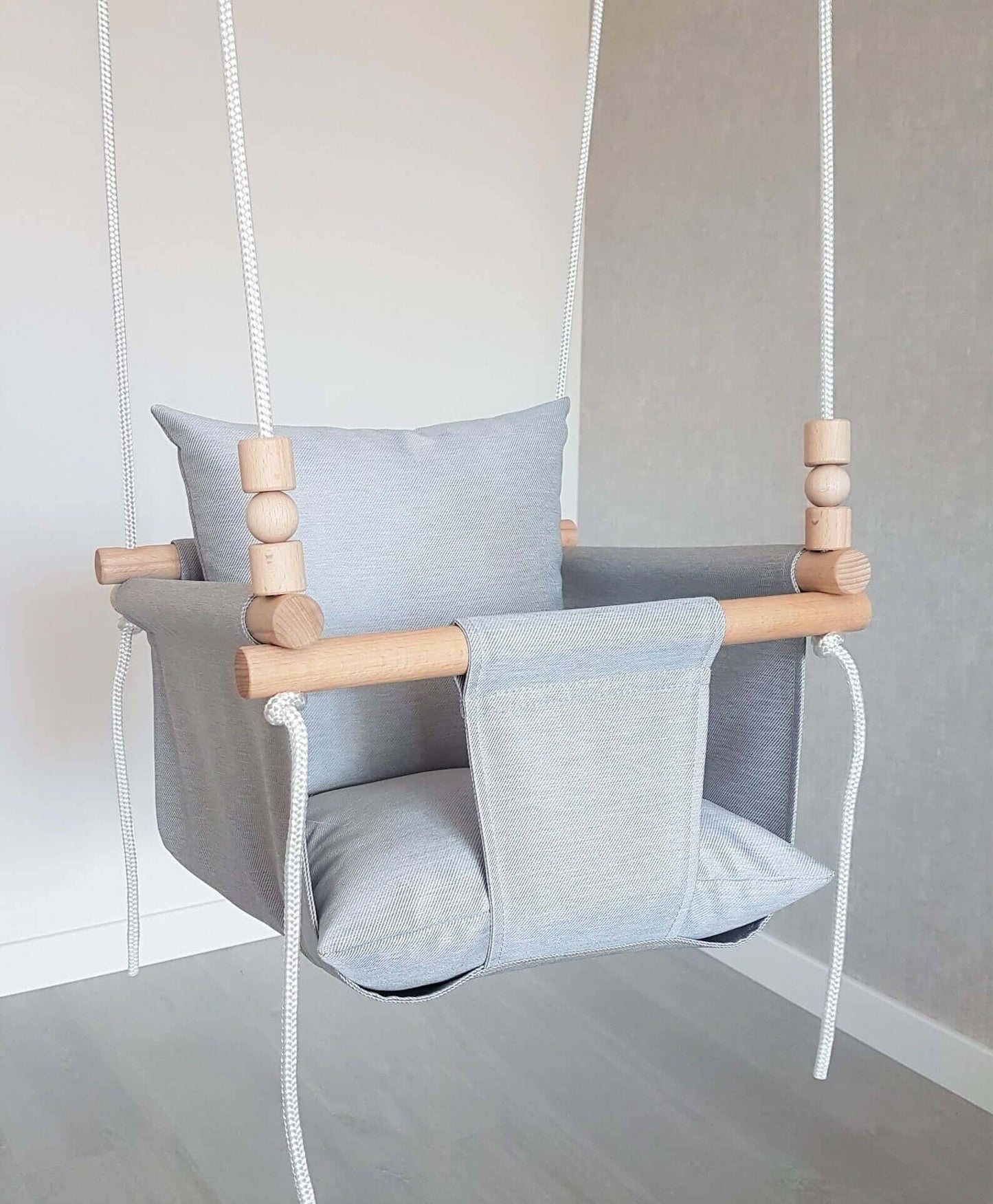 Babyschaukel Stoff, Wetterfest, hellgrau, niedrige Rückenlehne - BesonderesHoch2