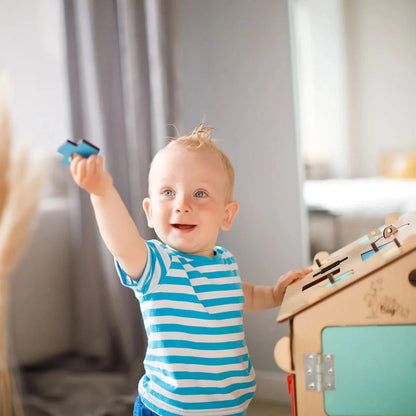 BusyBoard sensorisches Spielhaus Natura – Montessori Holzspielzeug mit über 30 Aktivitäten - BesonderesHoch2