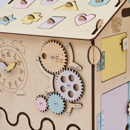 BusyBoard sensorisches Spielhaus Natura Pastell – Limitierte Montessori - Ausgabe mit über 30 Aktivitäten - BesonderesHoch2