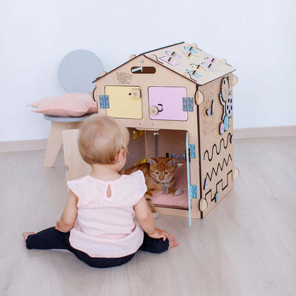 BusyBoard sensorisches Spielhaus Natura Pastell – Limitierte Montessori - Ausgabe mit über 30 Aktivitäten - BesonderesHoch2