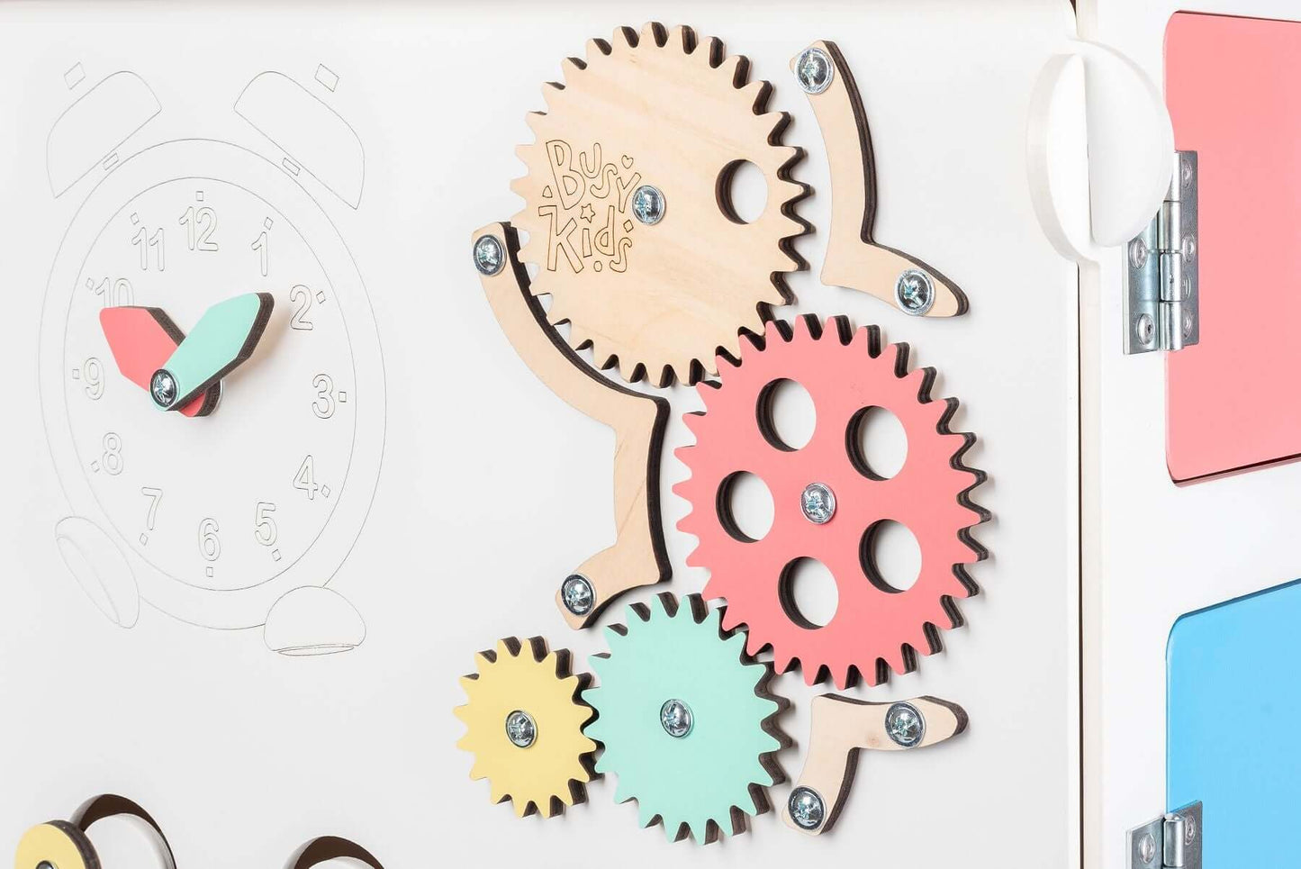 BusyBoard sensorisches Spielhaus Weiß – Montessori Holzspielzeug mit über 30 Aktivitäten - BesonderesHoch2