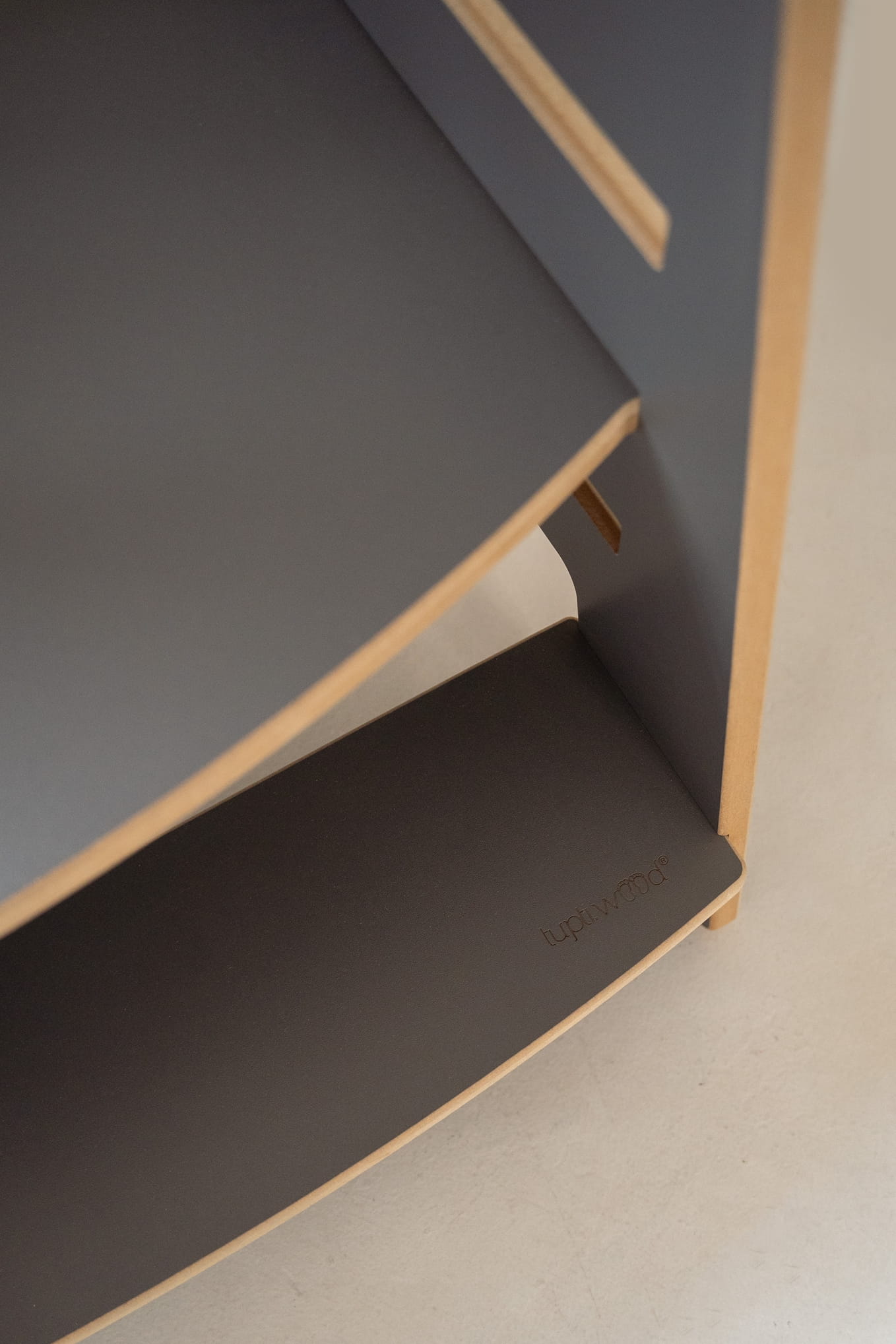 DOUBLE Montessori Lernturm in Grau für zwei Kinder als Kitchen Helper aus Holz