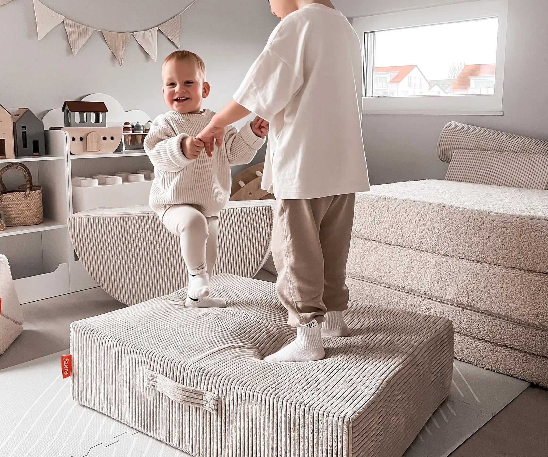 Funzy Hüpfpolster - BesonderesHoch2