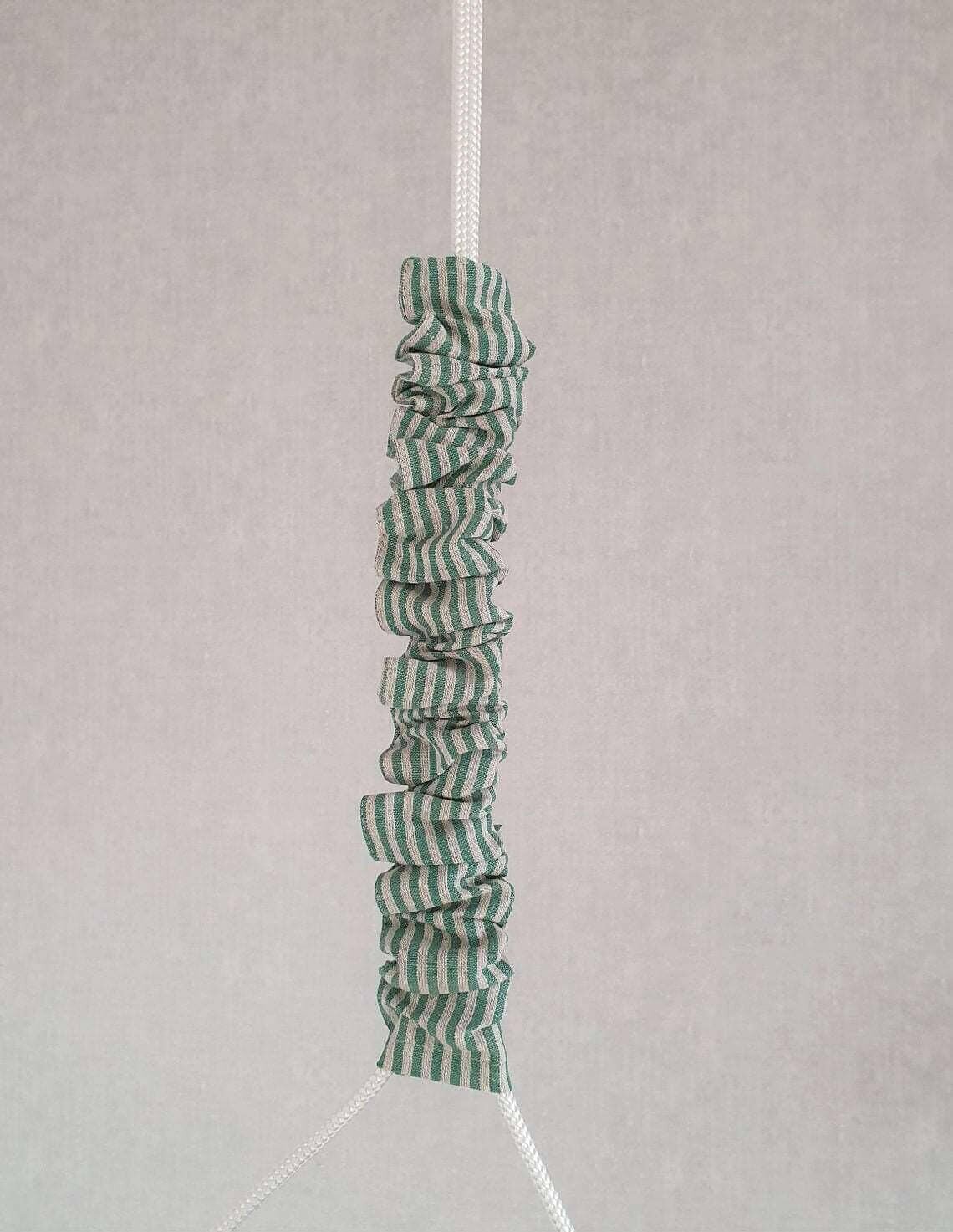 Große Babyschaukel Hängematte aus Leinen, grün gestreift - BesonderesHoch2