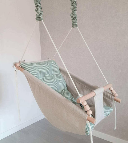 Große Babyschaukel Hängematte aus Leinen, grün gestreift - BesonderesHoch2