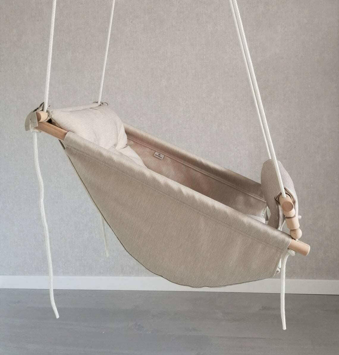 Große Babyschaukel Hängematte aus Polyester wetterfest, beige - BesonderesHoch2