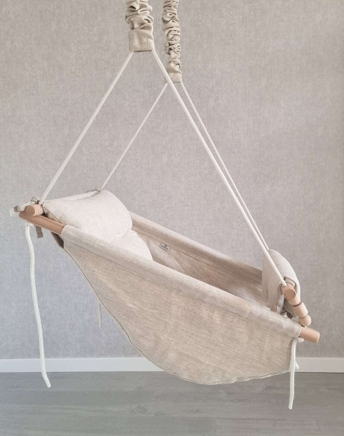 Große Babyschaukel aus Leinen, beige - besondereshoch2