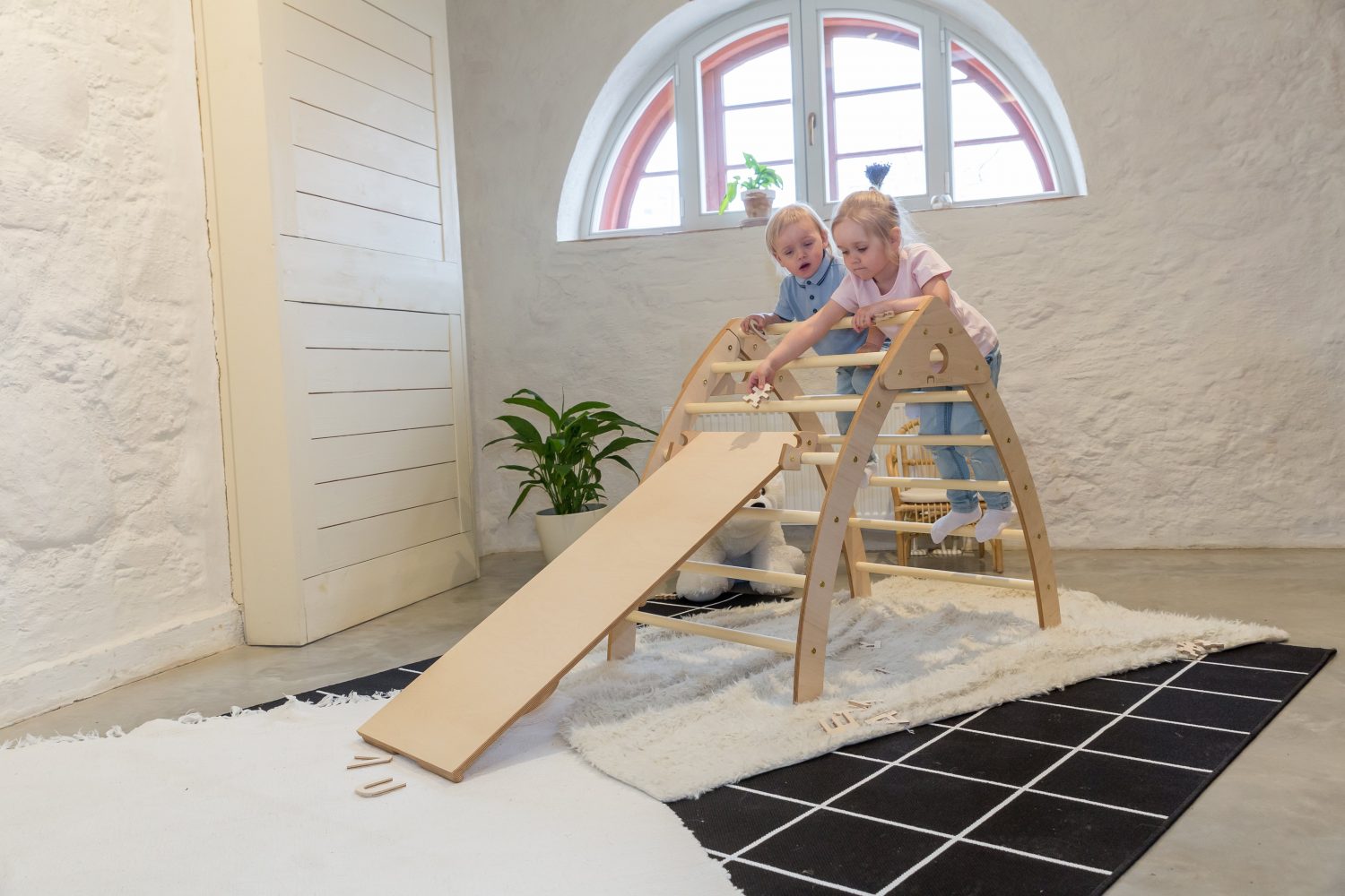 Faltbares Kletterdreieck, Pikler Art, Montessori, Rutschrampe, Tisch - besondereshoch2