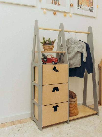 Kindergarderobe mit Ablage, Montessori Möbel, Kleiderschrank - BesonderesHoch2