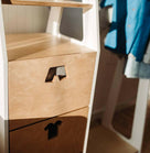 Kindergarderobe mit Ablage, Montessori Möbel, Kleiderschrank.