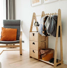 Kindergarderobe mit Ablage, Montessori Möbel, Kleiderschrank.