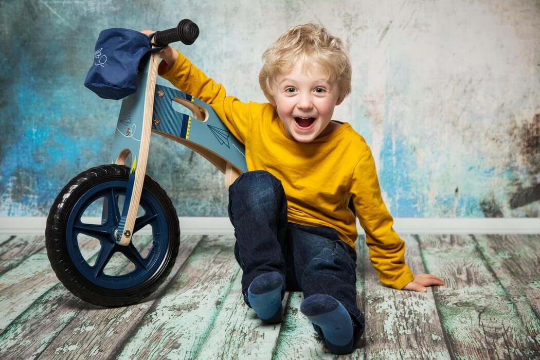 Laufrad blauer Papierflieger - BesonderesHoch2