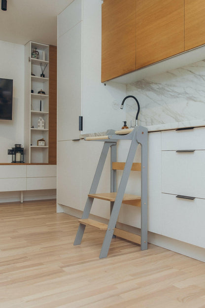 Lernturm klappbar, Küchenturm, Learning Tower, Montessori Turm - BesonderesHoch2