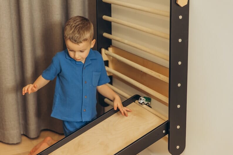 Sprossenwand & Kletterdreieck mit Rutsche, Pikler Dreieck Duck Woodworks 